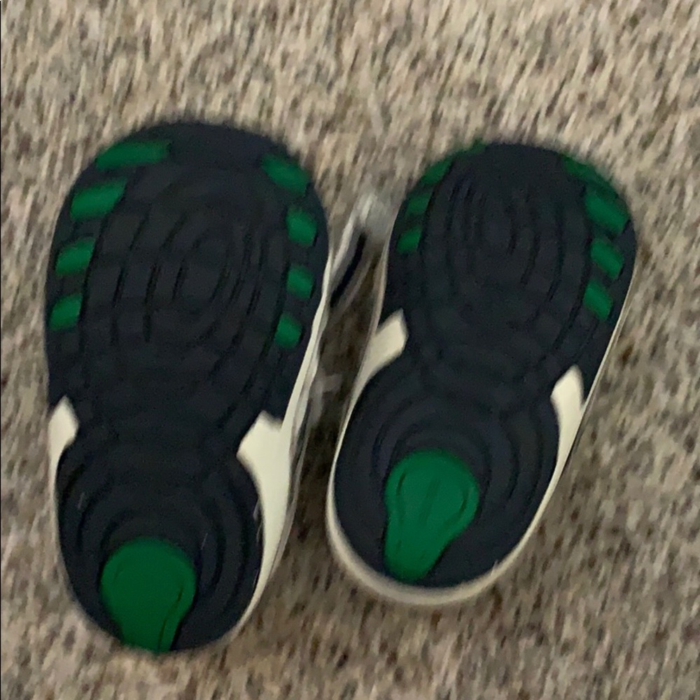 Pre-Owned - Picture 6 of 6